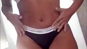 i watch big booty latina isabella strip