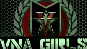 It's Cuban Angelina Castro in just a long pearl necklace 😍