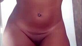 i watch big booty latina isabella strip