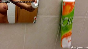 Teen 18+ star shines in youthful, energetic performance