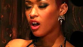 Ebony Lezdom Punishes Sub With Strapon