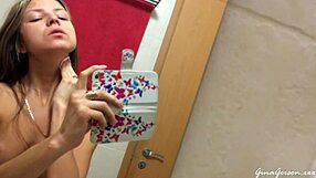 Teen 18+ star shines in youthful, energetic performance