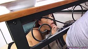 Teen 18+ sucks stepbro's banana in casting. 🍌