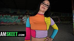 meeting up with strangers in creepy abandoned warehouse feels sketchy