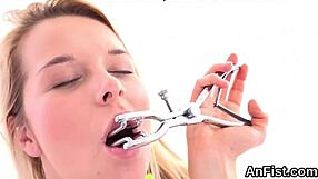 lesbian dolls fist fuck pussies and anals