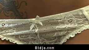 Old man blowjobs teen with skills 😈