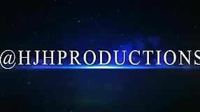 ellie & victoria team up for a wild desk session