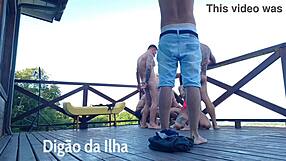 She says, 'banging on the balcony is so hot'