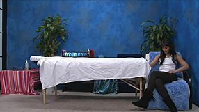 The private massagist arrives for a relaxing session at your home