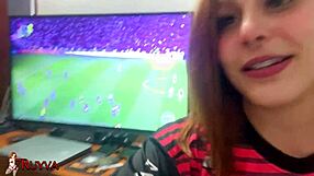 dialogic-provocative Novinha flamenguista, you rebola so much while fudendo?