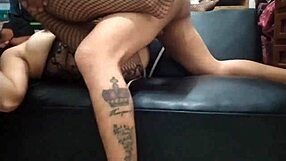 mi rica mucama me espera en el cuarto con rica lenceria me vengo en su cono toma 1 jimsyvitp