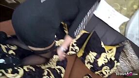 German Wife - Ehefrau Treibt Es Mit Jungen Callboy Wenn Mann Arbeiten Ist