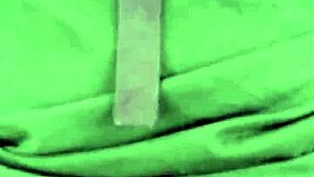 Japanese miyu, a 42-year-old mature woman, shares her daily life in amateur videos.