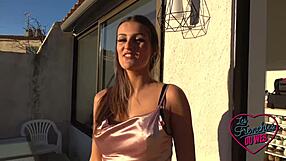 lylou and tiny share a close encounter