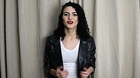 Chupei A Bucetinha Peludinha E Ruiva Da Minha Amiga Enquanto Ela D - Lady Snow Brasil E Tiny 18+ Foxxy Veja Completo No Red!