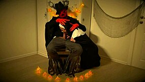 Halloweeen session – blowjob and screwing the cute pumpkin queen