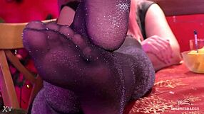 This video includes close up of the mistress’ slippery and provocative feet in stockings and slippers