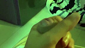 my thick wife meets a stranger at home