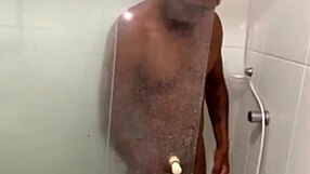 secretaria jovem visita o quarto de trabalho