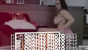 She gets horny for the internet tech teaser