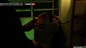 Teaser Novinha in Lingerie Loves Bondage