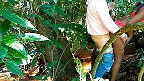 Pequena gostosa filmada pelo vovo danu pro zelador em gangbang anal com latina teen