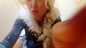 Elsa Thaws Out With Teasing Blowjob
