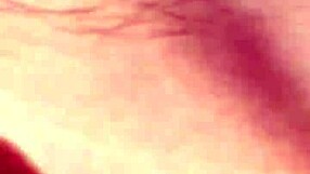 marienela shows off her big ass in casual setting