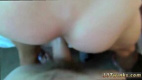 i love watching twinks in the locker room nude and sexy