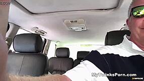 Lydige twinks plaget og knullet i hard rå firer - se del 2 på mytwinksporn com