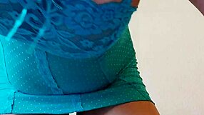 Laly prin uses her pink dildo for masturbation