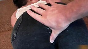 Boyfriend intensely fucks sexy girl doggystyle after walk! So hardcore!