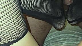 Juicy ass and juicy pussy housewife in bedroom couple play