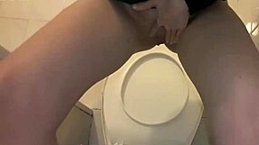 wow, that milf squirts so hard!