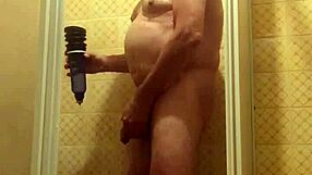 Pompka masturbating solo so intensely!