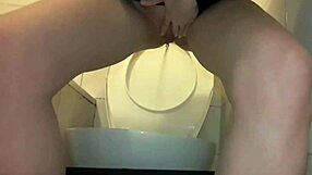 wow, that milf squirts so hard!