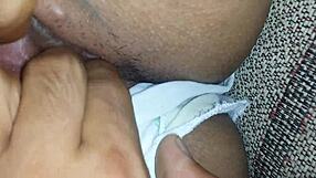 i show my latina pussy close up