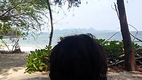 Dlsu college student gets fucked outdoor in risky pinay scene. Malibog babe loves tamod.