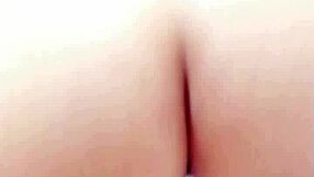 Teen Japanese babe twerks ass in motel bathtub