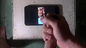 Cassidyboo Gets Facial Cumshot