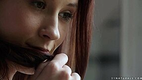 Pretty Minnie Manga Shares Romantic Moments With Boyfriend