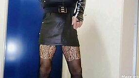 Amateur shemale miyuki plays with toys in emotional asian scene