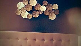 mr tapsy fucks pretty pussy's huge ebony ass 😍