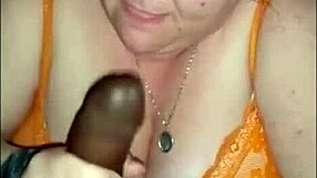 chunky milf deepthroats bbw and gets jizzed inside!