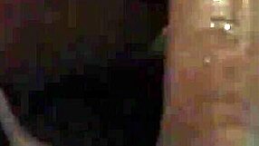 Nikki Diamond, I'm riding Bruce Venture's huge cock on webcam. That big ass creampie is coming soon!