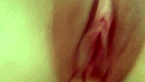 this hot blonde squirts in Bali, what a sight