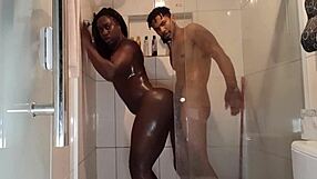 um sexo gostoso no banheiro assista completo sheer ou red