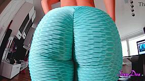 A rather amateur camgirl with perfect measurements has fun with a toy