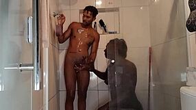 um sexo gostoso no banheiro assista completo sheer ou red