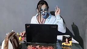A tatooed saleswoman.Getting a hot beach fuck and a deep throat blowjob